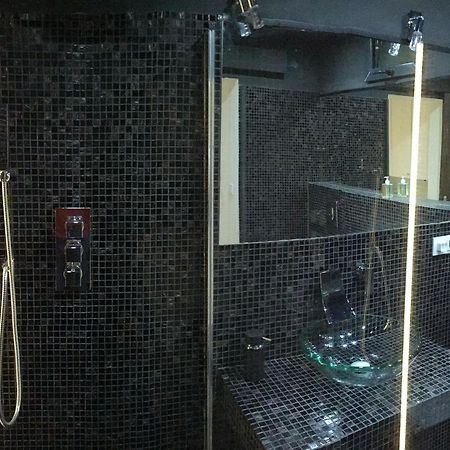 City Center Apartment With Gym & Spa Budapeste Exterior foto